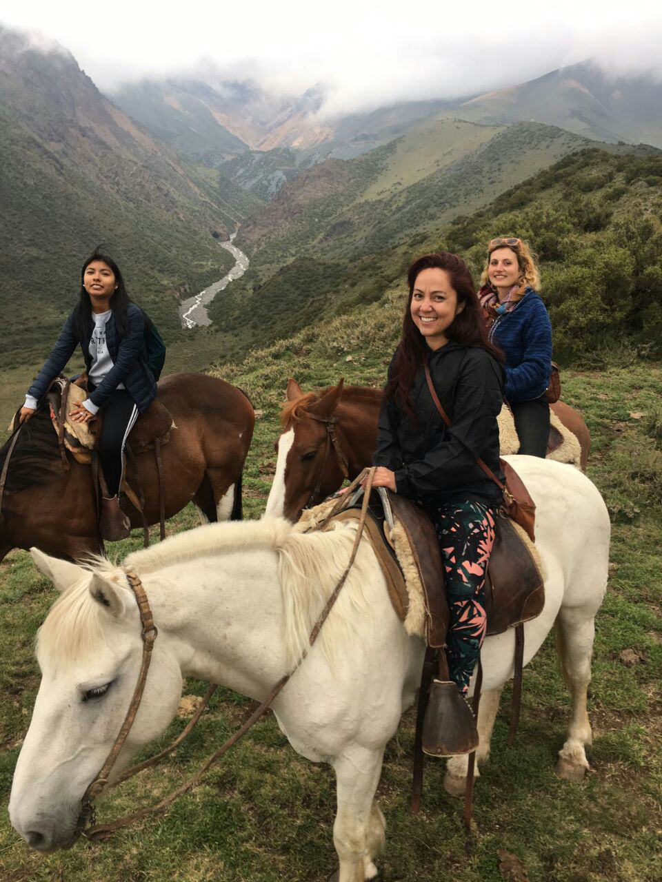 CABALGATA EN LOS ANDES / HORSEBACK RIDING AT THE ANDES